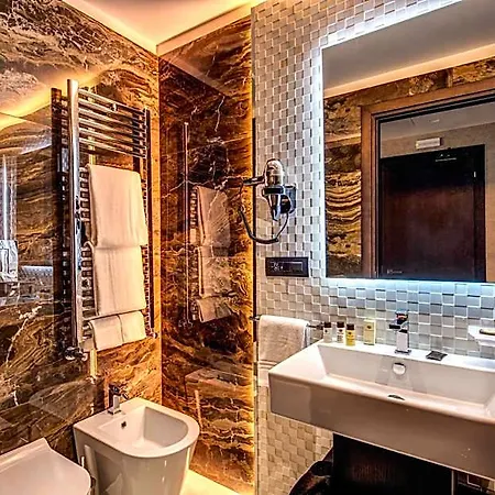 Prassede Palace 4* Rzym