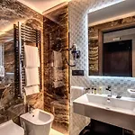 Ξενοδοχείο Prassede Palace 4*
